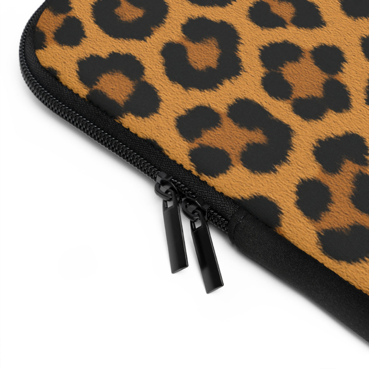 Funda para portátil con estampado de leopardo — Elegante funda protectora con estampado animal